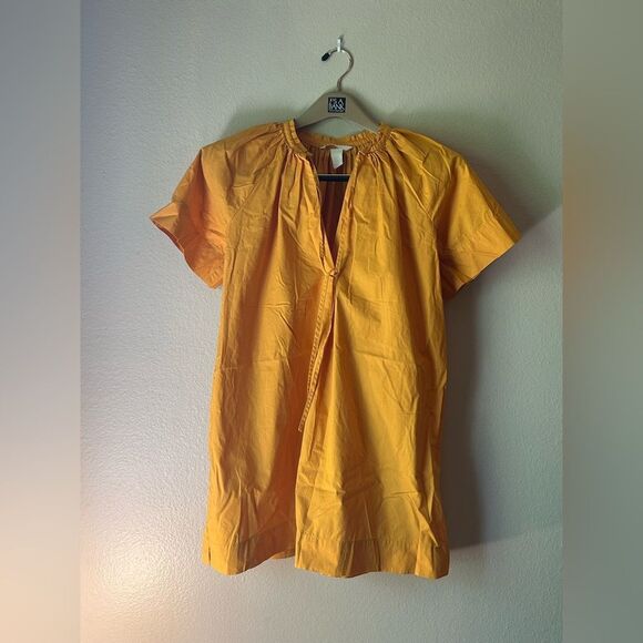 H&M Dresses & Skirts - H& M Vibrant Butter Yellow Short Sleeve Dress - XS